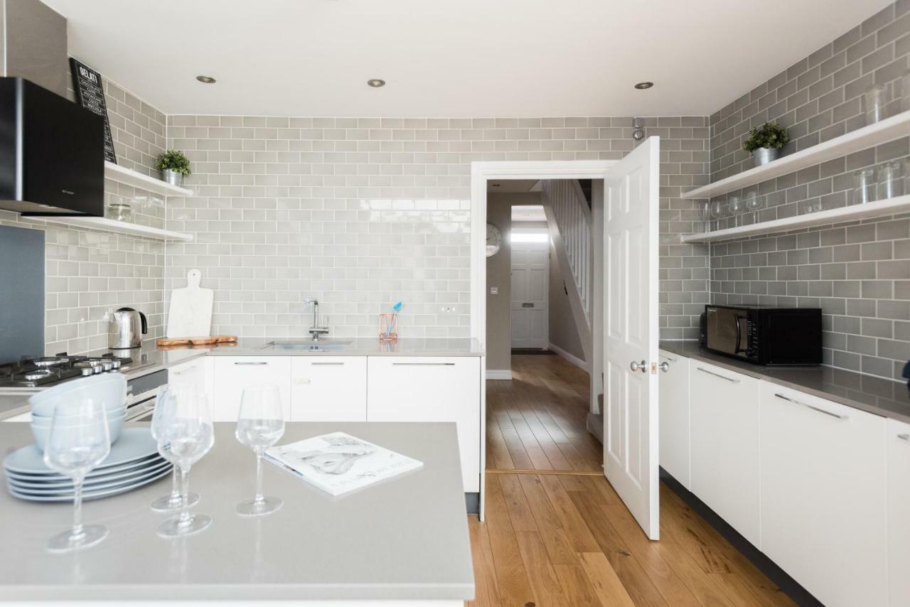 The Navy Court - Scandinavian Inspired 4Bdr Home Oxford Buitenkant foto