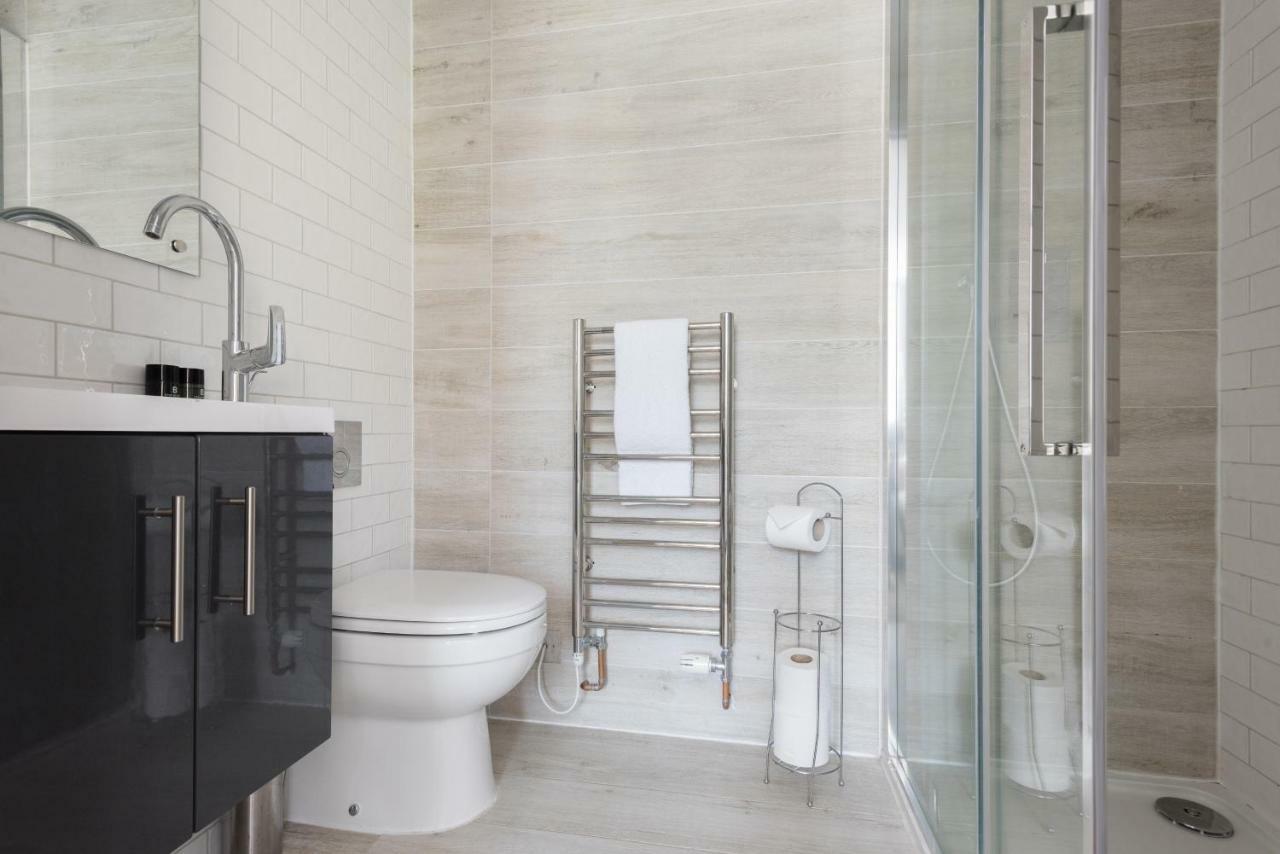The Navy Court - Scandinavian Inspired 4Bdr Home Oxford Buitenkant foto